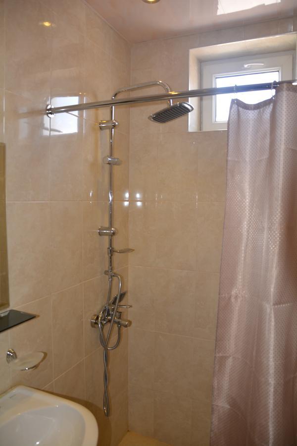 Guest House Kavtarashvili 38 Казбеги Екстериор снимка