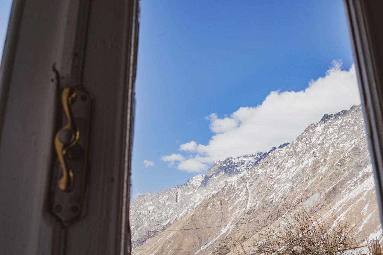 Guest House Kavtarashvili 38 Казбеги Екстериор снимка